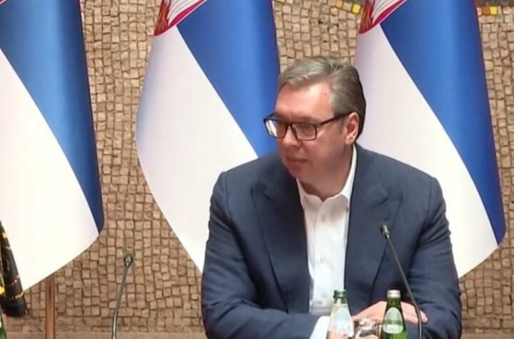 HVALA VAM ŠTO VIDITE SEBE U SRBIJI! Predsednik Vučić na obeležavanju 15 godina programa “Svet u Srbiji“  (FOTO)