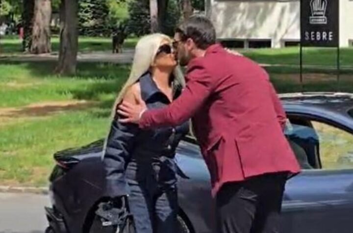 I NJEMU JE SLALA EKSPLICITNE PORUKE! Dara Bubamara i mlađi DEČKO se DOHVATILI nasred Košutnjaka! Vreo prizor