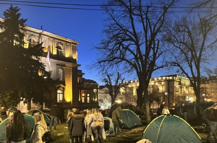 Novinar Nove S potvrdio: Da nije bilo Ćacilenda dogodio bi se Majdan u Beogradu