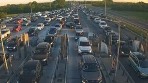 OBAVEŠTENJE ZA VOZAČE: Na ovom graničnom prelazu je GUŽVA, a evo kakvo je stanje na naplatnim rampama