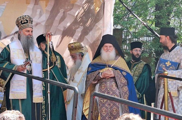 OBELEŽAVANJEM HRAMOVNE SLAVE VAZNESENSKE CRKVE POČELA PROSLAVA SPASOVDANA U BEOGRADU: Hiljade vernika i molitve pred Pojasom Presvete Bogorodice