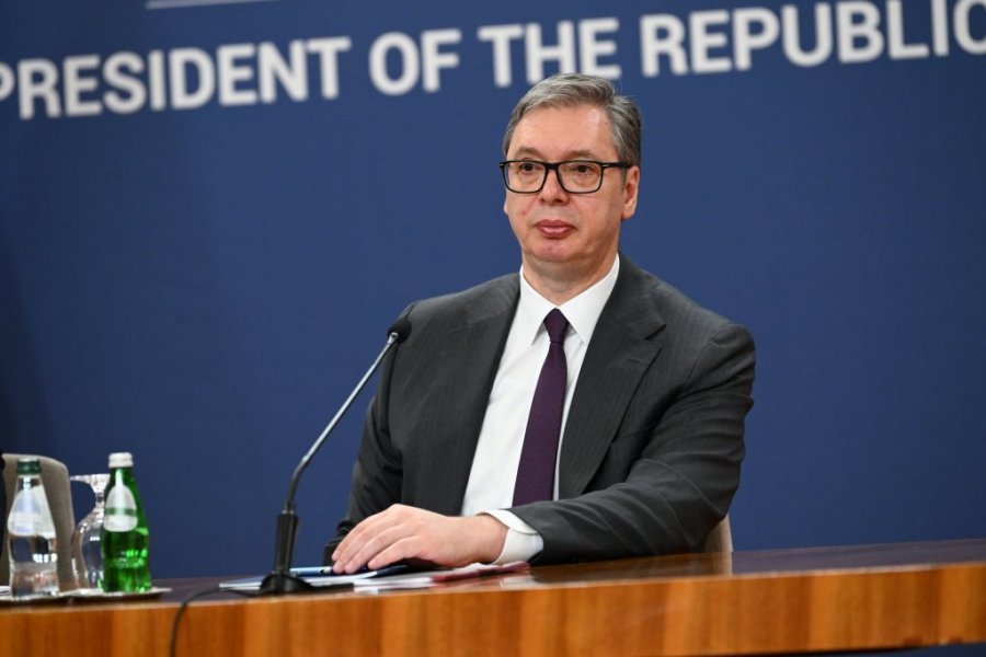 "PARTNERSTVO S KINOM JE ULAGANJE U BUDUĆNOST SRBIJE!" Istorijska poseta Vučića - posle Putina i Trampa, predsednik Srbije sa Sijem