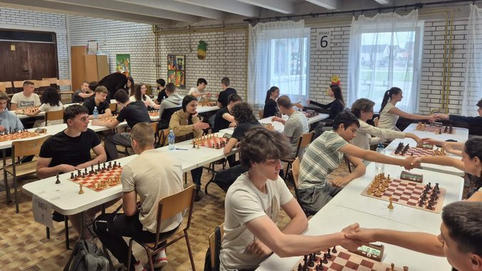 PRAZNIK ŠAHA U FUTOGU: Svečano otvoreno ekipno prvenstvo osnovnih i srednjih škola u šahu