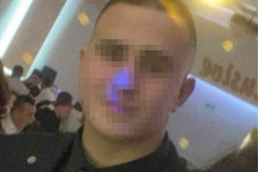 SAHRANJENA PORODICA KOJA JE POGINULA KOD NOVOG PAZARA! TInejdžer se zakucao u njihov automobil - BLIŽNJI IH ISPRATILI NA VEČNI POČINAK!