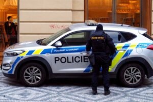SKANDAL! Priveden mitropolit Ilarion zbog sumnje da je posedovao DROGU!