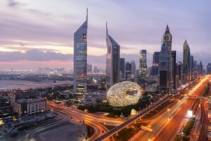 ŠOK U DUBAIJU: Kuvari u restoranu zbog RATA SA IRANOM doneli neočekivanu odluku! Evo šta bi sada srpski turista doživeo na licu mesta