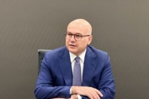 SRBIJA I SEVERNA MAKEDONIJA JAČAJU ODNOSE: Vučević u Skoplju sa predsednikom Vlade Mickovskim (FOTO)