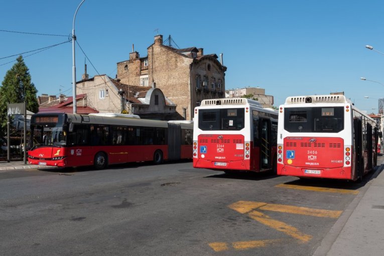 SUTRA SE MENJAJU LINIJE GRADSKOG PREVOZA! Od 10 do 16 časova menjaju trasu, OVO su svi detalji!