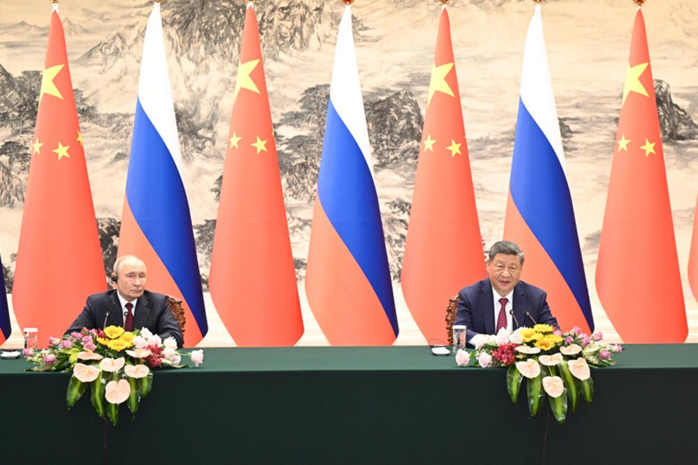 Si Đinping i Vladimir Putin zajedno se obratili novinarima