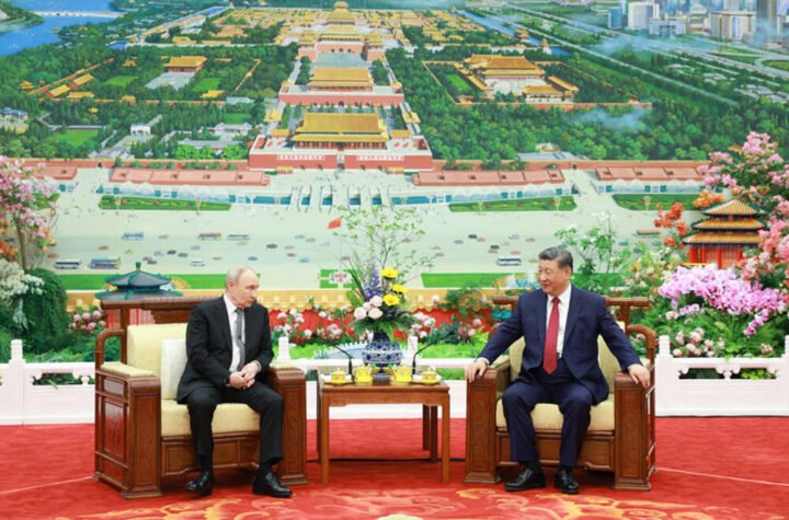 Si Đinping uz čaj razgovarao sa Vladimirom Putinom