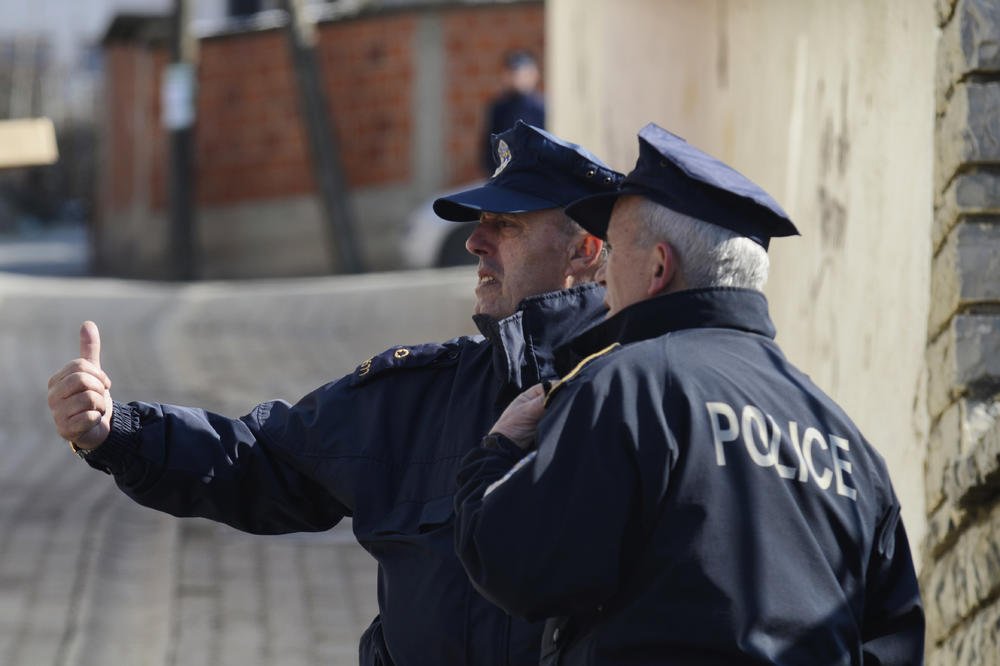 UŽAS U PRIŠTINI: Muškarac ubijen na ulici