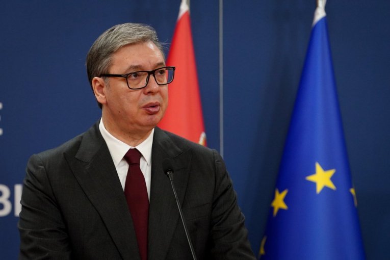 VUČIĆ SE OBRAĆA NACIJI! Predsednik saopštava važne vesti!