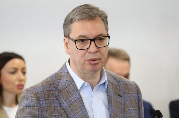 VUČIĆ U AZERBEJDŽANU! Učestvuje na Svetskom urbanom forumu sa svetskim liderima!