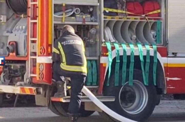 Veliki požar na Belim Vodama: Crni dim se uzdiže iznad Beograda, vatrogasne ekipe hitno na terenu