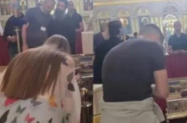 ZA CELIVANJE POJASA PRESVETE BOGORODICE STRPLJIVO ČEKALI SATIMA! Unuci Snežane Đurišić raznežili javnost, pevačica PUCA OD PONOSA! (FOTO)