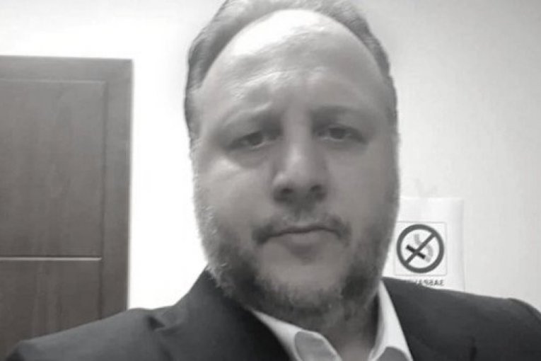 "ZBOGOM, ČEDO MAJKINO, ČUVAJU TE TATA I PRIJATELJI" Sahranjen čuveni pevač, STRAVIČNA NESREĆA NA OBILAZNICI odnela 4 života!