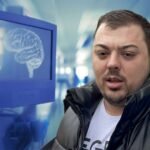 ŽENA SLOBE VASIĆA HITNO DOJURILA NA PSIHIJATRIJU! Pevača ne mogu da obuzdaju, želi da napusti "Lazu"!