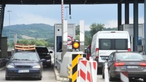 Zadržavanje na graničnom prelazu Batrovci: Evo koliko se čeka