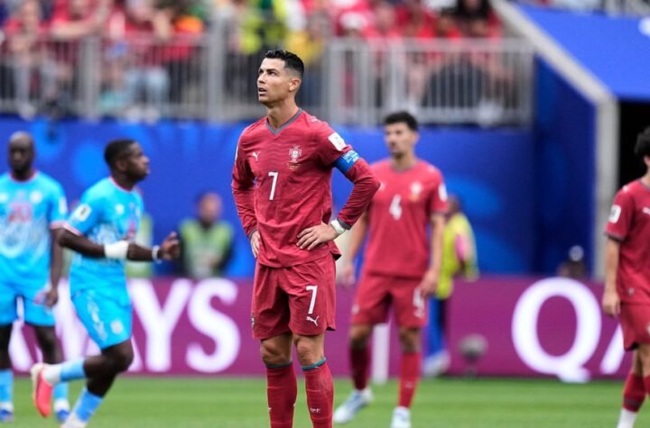 'MOŽE DA BUDE SAMO GOLMAN' Legenda Junajteda udarila po Kristijanu Ronaldu