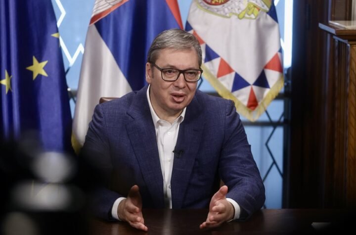'SRBIJA ODIGRALA VELIKU ULOGU U SPASAVANJU AMERIČKIH PILOTA' Nakon Trampa i general Flin govorio o Vučićevom intervjuu (FOTO)
