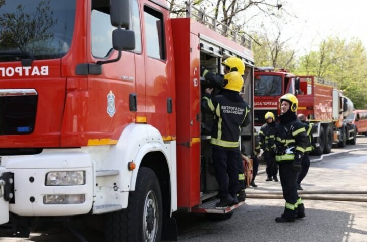 BUKNUO POŽAR NA MAKIŠU! Veliki broj vatrogasaca na terenu!