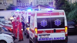 BURNA NOĆ U BEOGRADU Jedna osoba povređena u nesreći na Bežanijskoj kosi, Hitna pomoć intervenisala 120 puta