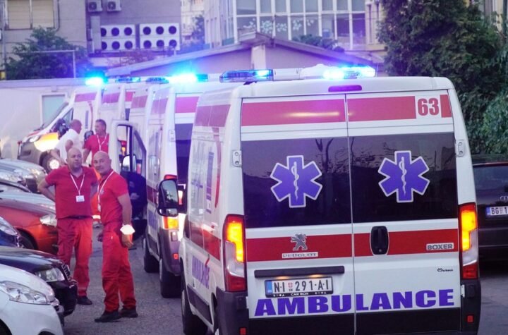 BURNA NOĆ U BEOGRADU Jedna osoba povređena u nesreći na Bežanijskoj kosi, Hitna pomoć intervenisala 120 puta