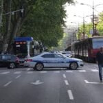 Blokaderi u rasulu! Opet lagali narod da je Vučić izolovan, a njega hvali Makron lično