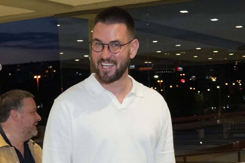 DANAS JOJ ZAVIDE SVE ONE KOJE SU BILE ZALJUBLJENE U OVOG DASU: Evo ko je FATALNA LEPOTICA o kojoj bruji cela zemlja