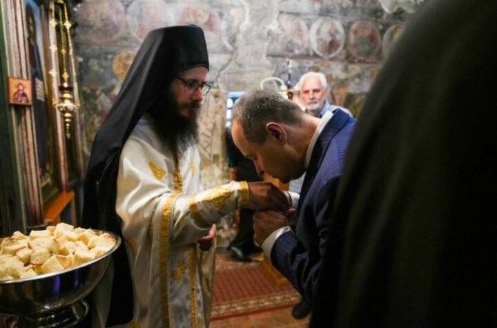 "DOBIO SAM DRUGU ŠANSU ZA NASTAVAK OVOG ŽIVOTA" Oglasio se Ivica Dačić iz velike svetinje:  Za mene je danas veliki dan...