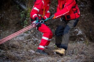 DRAMA NA DURMITORU: Nestao strani državljanin, Gorska služba spasavanja krenula u opasnu misiju