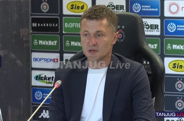 EMOCIJE I EUFORIJA U HUMSKOJ: Saša Ilić zvanično predstavljen kao novi trener Partizana – Ovo je moj najveći izazov u karijeri, spreman sam!