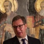 FOTOGRAFIJA SVE GOVORI: Pogledajte razliku između predsednika Vučića i političara Đokića