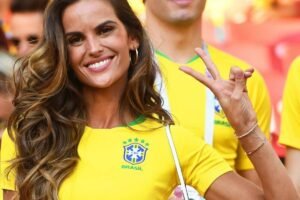 Izvini Kevine, ali Brazil je u srcu: Izabela Gular u mini kupaćem kostimu u nacionalnim bojama osvojila svet (FOTO)