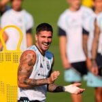 JEDAN JE OD NAJBOLJIH IGRAČA ARGENTINE, A SAD JE PONEO LASKAVU TITULU! Proglašen najlepši fudbaler Mundijala 2026 (FOTO)
