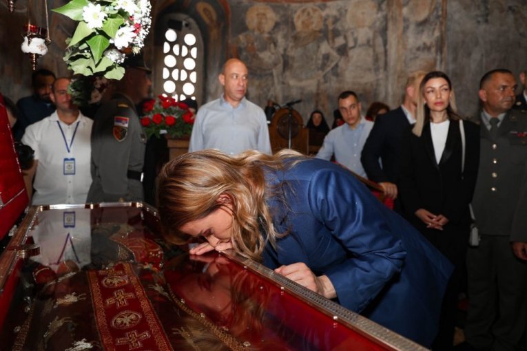 "KOSOVSKI ZAVET NIJE SAMO USPOMENA NA PROŠLOST..." Milica Đurđević Stamenkovski u manastiru Ravanica: To je jedan od temelja srpskog identiteta! (FOTO)