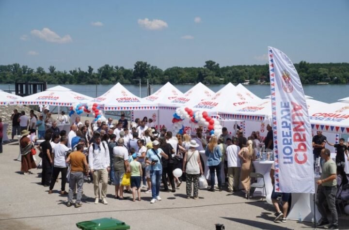 LEP DAN U ZEMUNU: Na manifestaciji "Nekad i sad" predstavljeni planovi za budućnost opštine, među gostima i ANA BRNABIĆ (FOTO)