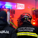 MAFIJAŠKA OPOMENA NA NOVOM BEOGRADU? Muškarac polio benzinom i zapalio vrata muškarca koji je DOBRO POZNAT POLICIJI!