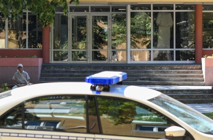 Masovno stižu dojave o bombama u beogradskim školama: Policija na terenu