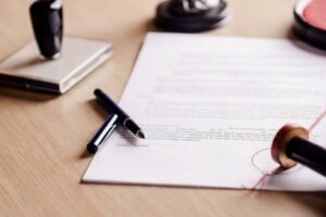 NE RADE POJEDINI SERVISI NOTARA I IZVRŠITELJA! Oglasilo se Ministarstvo pravde!