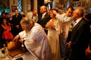 "NEĆE SE MLADENCI SAMO TAKO ODREĆI 1000 EVRA" Običaj koji SVAKI SRBIN POŠTUJE posvađao narod, šta vi kažete na OVO?