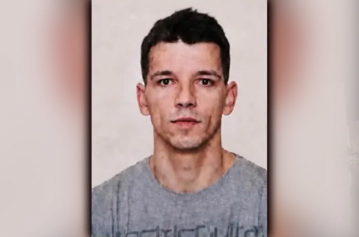 NESTAO NEMANJA IZ KRAGUJEVCA! Ako vidite negde njega ili ovaj automobil, odmah obavestite policiju! (FOTO)