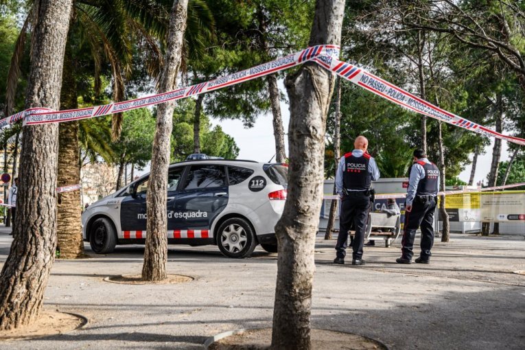 NEVIĐENA TRAGEDIJA! Otac zaboravio da ostavi ćerkicu (2) u vrtiću, dete UMRLO U AUTU U NAJGORIM MUKAMA!