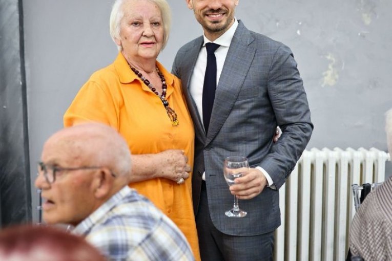 Nastavak tribina u Rasinskom okrugu