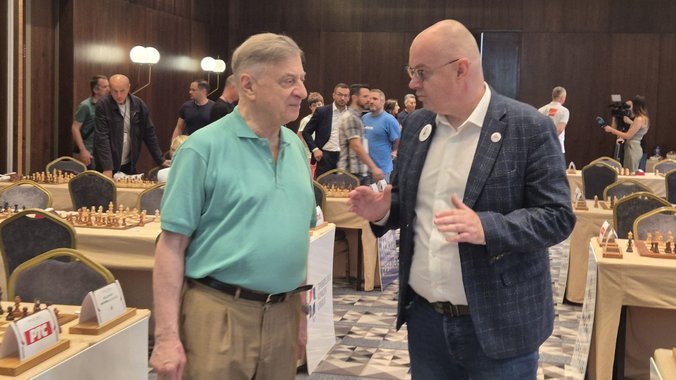 ODRŽAN PRVI BIZNIS KUP U ŠAHU -SPOJ SPORTA I POSLOVNE STRATEGIJE (FOTO)