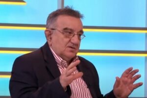 "OVA VODA JE NAJOPASNIJA ZA SRCE" Ako na njoj OVO piše - NE KUPUJTE JE NI ZA ŽIVU GLAVU, Dr Voja UPOZORAVA SVE!
