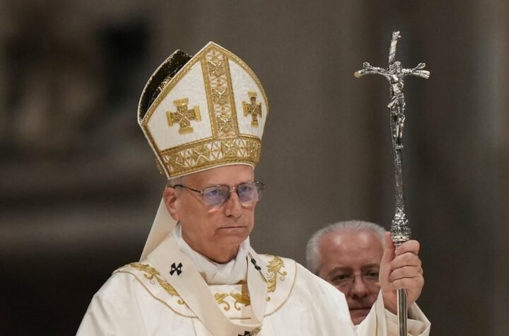 PAPA SLETEO U ŠPANIJU: Lav XIV započeo sedmodnevnu posetu, sastaće se sa žrtvama zlostavljanja katoličkih sveštenika!