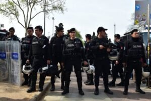 POGOĐEN VRH ESTRADE: Velika racija policije - uhapšene 22 osobe, među njima pevači i glumci!