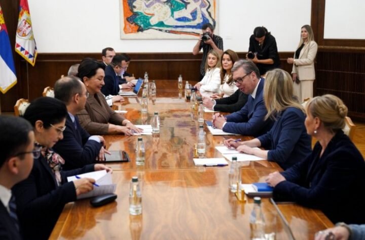 "POSTOJI ZNAČAJAN PROSTOR ZA PROŠIRENJE SARADNJE": Vučić se sastao sa predsednicom Senata Uzbekistana (FOTO)