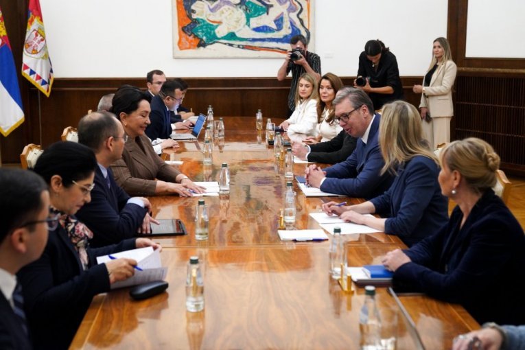 "POSTOJI ZNAČAJAN PROSTOR ZA PROŠIRENJE SARADNJE": Vučić se sastao sa predsednicom Senata Uzbekistana (FOTO)